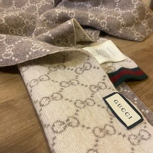 Gucci wool scarf
